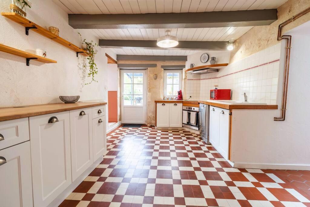 Le Grand Franc Gite Cosy Proche Tous Commerces Tonnay-Charente エクステリア 写真